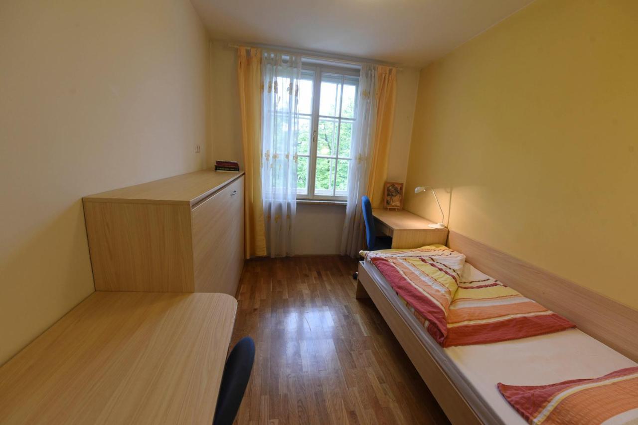 Saint Ignatius Retreat House Bed & Breakfast Ljubljana Dış mekan fotoğraf